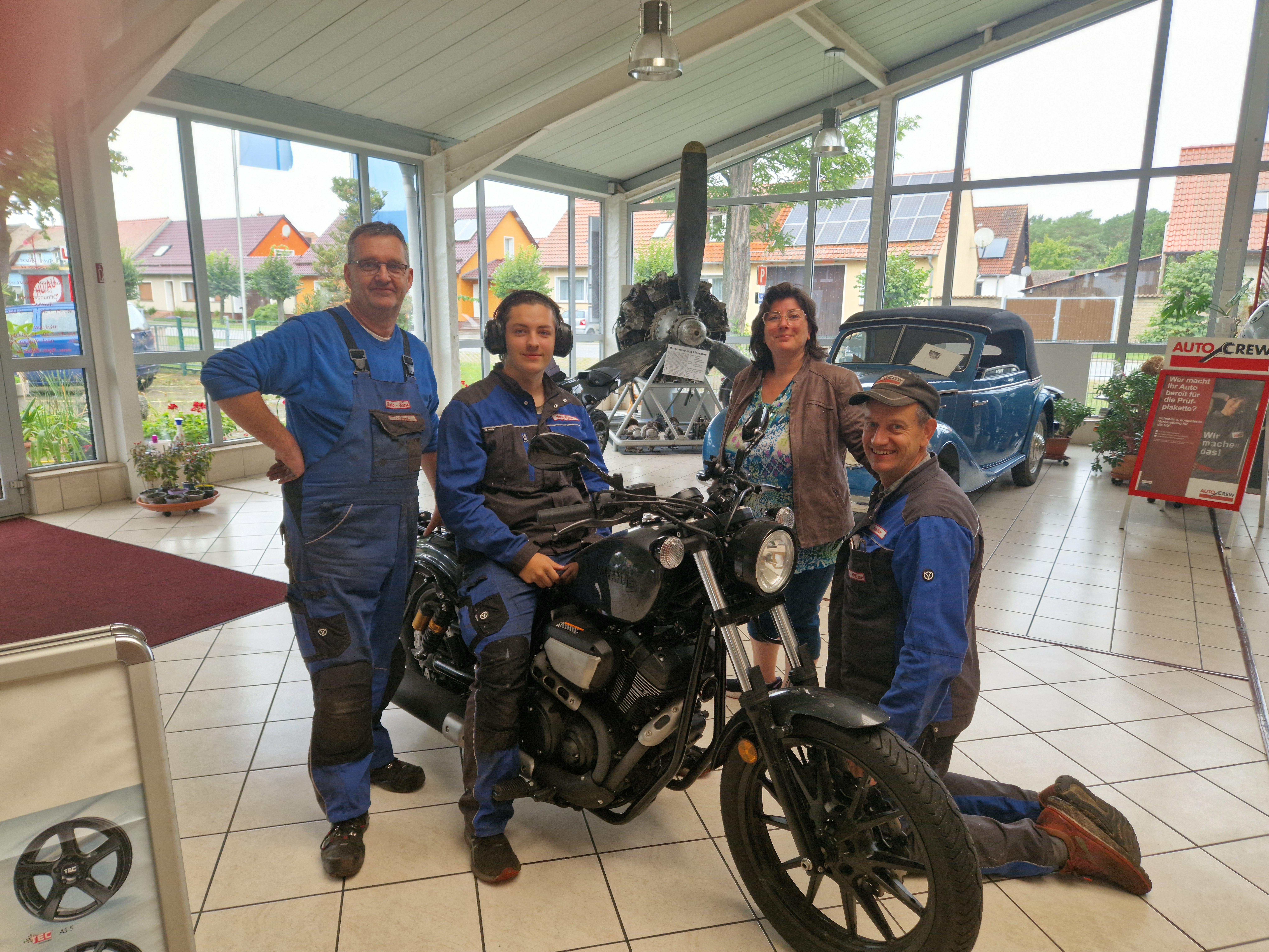 Auto-Blisse Team 09.2025