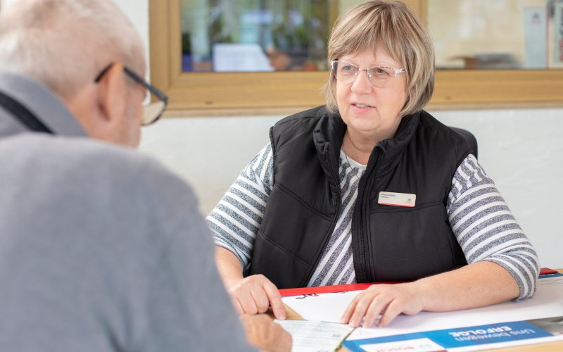 Mobil: 0157 752 99 788  
E-Mail: info@joachim-gies.de
Web: www.joachim-gies.de